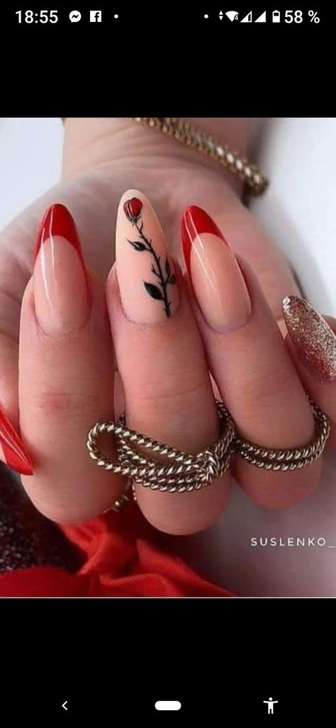 Blooming Nail Art, California Nails, Black Gold Nails, Black French Tips, Stunning Nail Designs, Rose Nail Art, Art Guide, French Tip Nail Designs, Nail Art Trends