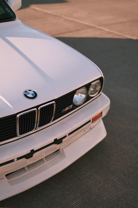 Bmw M3 Wallpaper, Bmw Wallpaper, Tmax Yamaha, Serie Bmw, Bmw Art, Dream Cars Bmw, Bmw E30 M3, Bmw Wallpapers, Pimped Out Cars