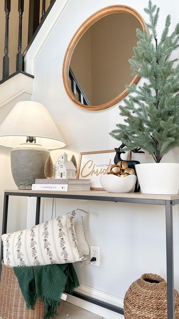 Neutral Christmas Decor Entryway, Small Hallway Christmas Decor, Black Console Table Christmas Decor, Christmas Decor Entryway Table, Entry Table Decor Christmas, Console Table Christmas Decor Ideas, Christmas Entry Table Decor, Entry Christmas Decor, Entry Table Christmas Decor Ideas