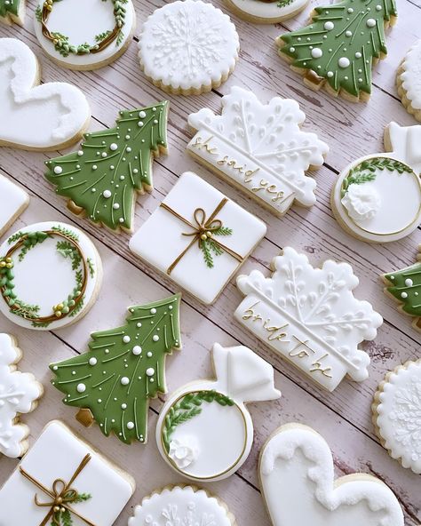 Winter Engagement 🤍🌲 ❄️ ✨ 💍 . . . . . . #decoratedcookie #cookieart #cookiedecorating #royalicingcookies #sugarcookies… | Instagram Christmas Cookie Designs, Xmas Cookies Recipes, Super Cookies, Christmas Sugar Cookies Decorated, Christmas Cookie Recipes Holiday, Soft Gingerbread Cookies, Cookie Decorations, Winter Cookie, Cutout Sugar Cookies