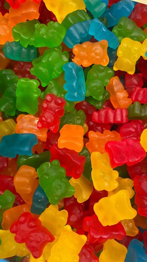 Food Texture, Food Backgrounds, Food Wallpaper, Foto Tips, Colorful Candy, Gummy Bears, Gummy Candy, Cute Food, Aesthetic Food