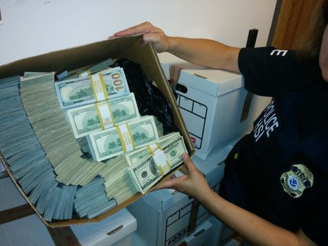 Report: Small L.A. County cities seize large amounts in civil forfeitures A handful of small Los Angeles County cities seize large amounts of cash and cars using a controversial federal law that allows them to confiscate property even when owners aren’t charged with a crime, according to a report published by an advocacy group that promotes decriminalization of drugs. http://www.latimes.com/local/lanow/la-me-ln-report-civil-asset-forfeitures-20150420-story.html Stacks Of Cash, Fashion District Los Angeles, Whatsapp Text, Money Stacks, Gold Money, Financial Help, Millions Of Dollars, Money Magnet, Money Goals