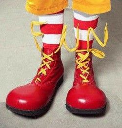 Ugly Clowns, Silly Shoes, Clown Ideas, Steampunk Circus, Clown Stuff, Clown Clothes, Clown Shoes, Clowns Funny, Clown Costume