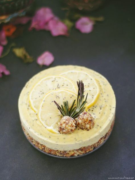 Raw Lemon Ginger Chia Cheesecake (Free From: gluten & grains, dairy, eggs, and refined sugar) Cheesecake Delight, Raw Cheesecake, Citrus Desserts, Raw Vegan Desserts, Raw Cake, Lemon Ginger, Raw Desserts, Raw Vegan Recipes, Paleo Dessert