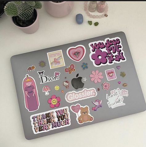 Laptop Case Stickers Aesthetic, Computer Stickers Ideas, Macbook Stickers Aesthetic, Laptop Decoration Stickers, Macbook Cover Stickers, Macbook Case Stickers, Computer Decor, Macbook Aesthetic, Mac Stickers