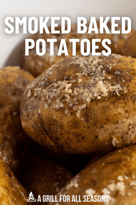 Smoked Baked Potatoes, Russet Potato Recipes, Baked Potato Dip, Smoked Potatoes, Cooking Baked Potatoes, Best Baked Potato, Potatoes Easy, Perfect Baked Potato, Cheesy Mashed Potatoes