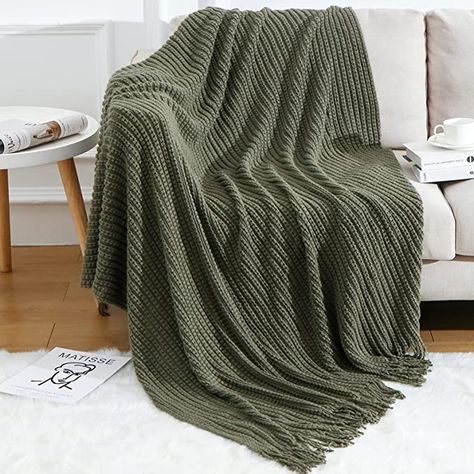 Green Throws, Cosy Home Decor, Blanket With Tassels, Fall Throw Blanket, Knitted Throw Blanket, Cable Knit Throw Blanket, Farmhouse Blankets, Boho Throw Blanket, Green Throw Blanket