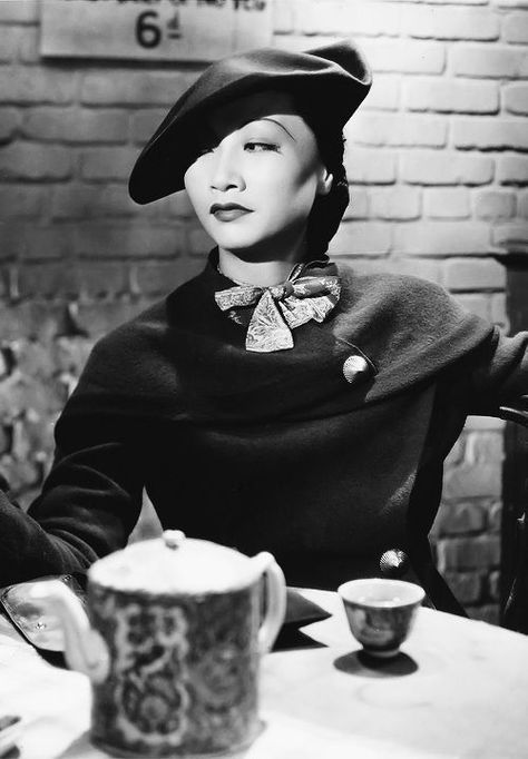 Anna May Wong, Anna May, Lee Taylor, Gorgeous Style, 30s Fashion, 1930s Fashion, Asian American, Silent Film, Golden Age Of Hollywood