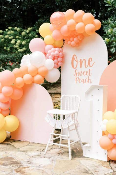 One Sweet Peach, Baby First Birthday Themes, Peach Baby Shower, Peach Party, Baby Birthday Themes, 1st Birthday Party Themes, 1st Birthday Themes, Girl Birthday Themes