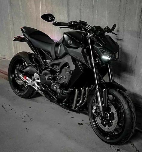 Moter Cycle, Black Motorbike, Bmw Motorbikes, Tmax Yamaha, Yamaha Mt 09, Motos Yamaha, Moto Yamaha, Image Moto, Custom Sport Bikes