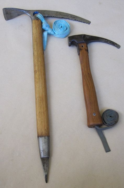 Chouinard Frost - Ice axe and Chouinard - Alpine Hammer Medieval Axeman, Hammer Picture, Ice Climbing Tools, Types Of Axes, Climbing Technique, Diamond Symbol, Ice Pick, Viking Hatchet, Hunting Tools