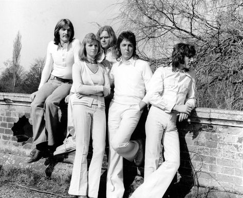 McCartney trusts Wings with 'Speed of Sound' Paul Mccartney Wife, Denny Laine, Linda Eastman, Wings Band, Paul Mccartney Beatles, Mary Mccartney, Silly Love Songs, Band On The Run, Paul Mccartney And Wings