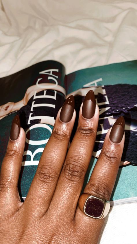 Matte Nails With Glossy Tips, Matte French Manicure, Christmas Tree Nails, Brown Nails Design, Creative Nail Designs, Metallic Nails, Brown Nails, Diy Manicure, French Tip Nails