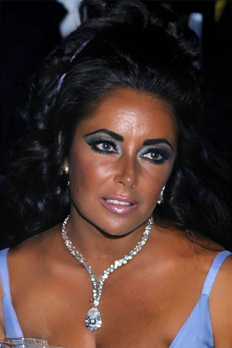 Elizabeth Taylor's Husbands, Elizabeth Taylor Eyes, Elizabeth Taylor Style, Elizabeth Taylor Quotes, Elizabeth Taylor Diamond, Elizabeth Taylor Cleopatra, Elizabeth Taylor Jewelry, Business Woman Quotes, Edith Head