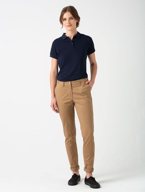 [CommissionsEarned] 82 Khaki Pants Outfit Women Casual Tips and Tricks You'll Be Surprised By #khakipantsoutfitwomencasual Chino Pants Women Outfit, Khaki Pants Outfit Women Casual, Blue Polo Shirt Outfit Women, Chinos Outfit Women, Khaki Pants Outfit Women, Chinos For Women, Outfits Azul, Polo Outfits For Women, Outfit Women Casual