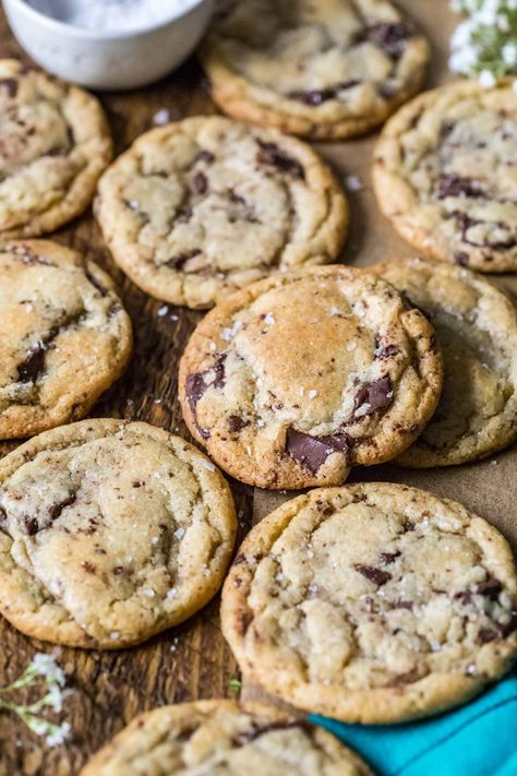 Sugar Spun Run Sourdough Chocolate Chip Cookies, Sourdough Chocolate Chip Cookies Sugar Spun Run, Brown Sugar Sourdough Cookies, Sourdough Oatmeal Chocolate Chip Cookies, Sourdough Snacks, Bread Sheeran, Discard Chocolate Chip Cookies, Sourdough Desserts, Sourdough Chocolate Chip Cookies