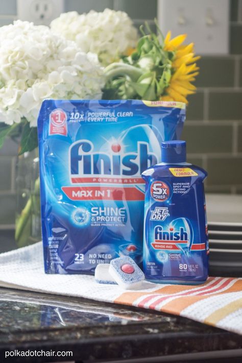 The rebate is for $1 off. You’ll notice that the rinse agent was only $2.96 to start with. That makes it only $1.96 and you get 80 washes out of it… so it’s only 2 cents a wash! The dish detergent stated at $4.93 minus the $1 Ibotta and minus the $1 bonus Ibotta it comes out to $2.93. You get 23 tablets in the package which breaks down to only 12 cents a wash! Pretty sweet. #seethedifference #spon Clean Oven Door, Dishwasher Pods, Laundry Stain Remover, Dishwasher Tablets, Power Balls, Oven Cleaner, Household Cleaning Tips, Oven Cleaning, Cleaning Recipes