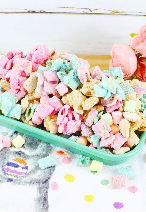 Easter Bunny Chow, Christmas Baby Shower Ideas, Nightmare Before Christmas Baby, Bunny Chow, Christmas Baby Shower, Chex Mix, Easter Dinner, Easter Celebration, Perfect Desserts