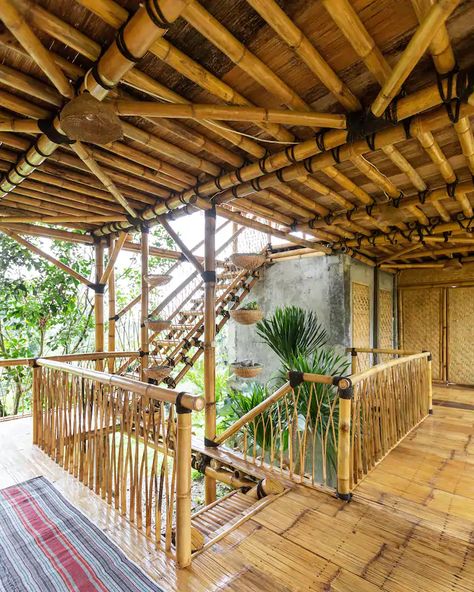 Bamboo House Bali, Ijen Volcano, Luxury Tree Houses, Kawah Ijen, Bahay Kubo, Hut House, Tropical House Design, Bamboo House Design, Timber Architecture