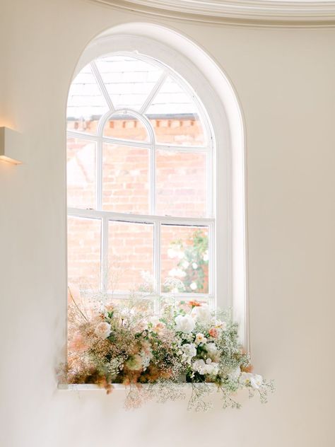 Windowsill decorated with modern wedding flowers. Iscoyd Park wedding venue. Jade Osborne Photography Window Decor Wedding, Wedding Window Decorations, Window Wedding Decor, Windowsill Flowers, Pennyhill Park, Windowsill Decor, Iscoyd Park, Wedding Window, Elegant Black Tie