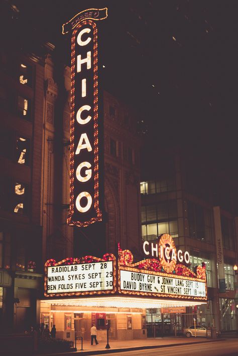 Chicago Theater, Illinois Travel, Illinois Wedding Venues, City Quotes, Travel Photography Nature, Fotografi Vintage, My Kind Of Town, The Windy City, Nature Adventure