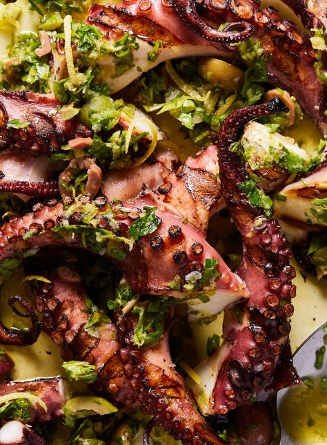 Grilled Octopus Recipe Spanish, Braised Octopus Recipes, Grilled Octopus Marinade, Picky Bits, Greek Lemon Potatoes, Seafood Lunch, Octopus Recipes, Bbq Summer, Roasted Fingerling Potatoes