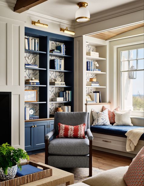 Coastal Library, Dining Library, Alcove Bookshelves, Library Diy, Nantucket House, Sunroom Dining, Bookcase Lighting, Classic Homes, Shingle Style Homes