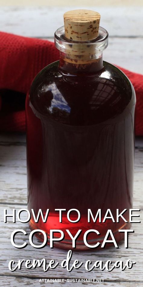 Creme De Cocoa Recipes, Homemade Chocolate Liqueur Recipes, Homemade Alcoholic Christmas Gifts, Creme De Cacao Liqueur Recipes, Homemade Alcoholic Drinks, Chocolate Liqueur Recipes, Homemade Liqueur, Homemade Liqueur Recipes, Homemade Liquors