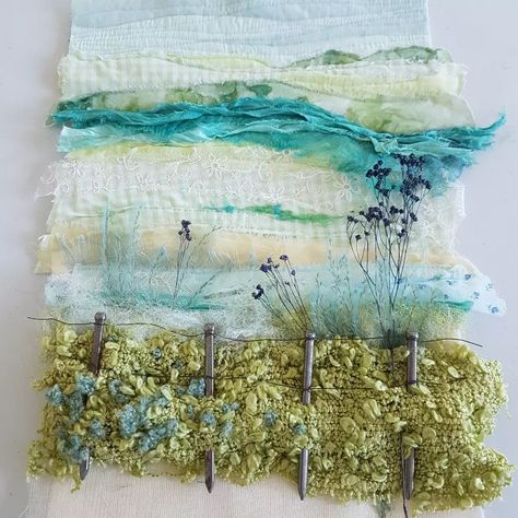 Mixed Media Canvas Art, Textile Art Techniques, Mixed Media Textile Art, Mixed Media Textiles, Landscape Art Quilts, Textile Art Embroidery, Textiles Artwork, Mixed Media Art Canvas, Fabric Postcards