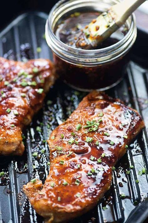 Korean Bbq Sauce Recipe, Best Barbecue Sauce, Bbq Pork Recipes, Korean Bbq Sauce, Bbq Pork Chops, Pork Chop Recipe, Grilling Recipes Sides, Bbq Pork Ribs, Grilled Meat Recipes