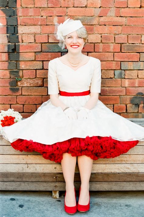 This makes me both happy and sad. Happy, because this bride is adorable and the crinoline is amazing. Sad, because I couldn't find those red shoes! Retro Wedding Theme, Wedding Dresses 50s, Rockabilly Wedding, Red Wedding Dresses, Traditional Wedding Dresses, Nontraditional Wedding, Wedding Gowns Vintage, Retro Wedding, Modern Wedding Dress