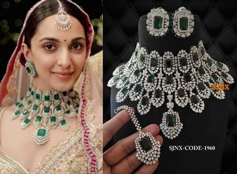 Kiara advani jewellery set Kiara Advani Reception, Shiny Makeup, Bridal Jewelry Sets Brides, Wedding Shopping, Fancy Jewellery Designs, Pakistani Bridal Dresses, Kiara Advani, Fancy Jewellery, Wedding Jewellery