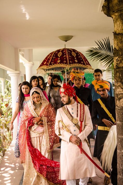 Marwadi Wedding, Rajasthani Wedding, Rajputi Wedding, Rajputi Wedding Dress For Men, Rajputi Couple Poses, Rajput Wedding, Rajputi Couple Photoshoot, Rajputi Wedding Couple Poses, Rajput Couple Royal