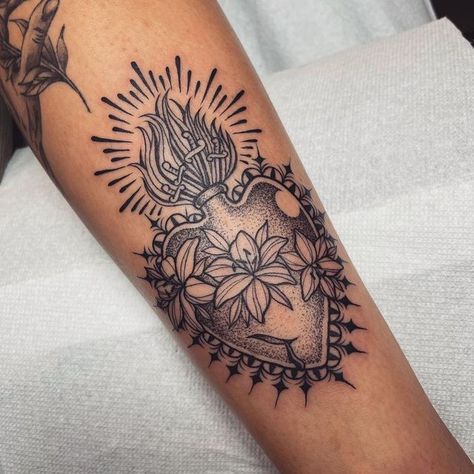 Dainty Sacred Heart Tattoo, Heart Chest Tattoo Female, Sacred Heart Tattoo With Flowers, Mexican Sacred Heart Tattoo, Sacred Heart Stomach Tattoo, Sacred Heart Back Tattoo, Immaculate Heart Of Mary Tattoo, Mexican Heart Tattoo, Corazon Sagrado Tattoo