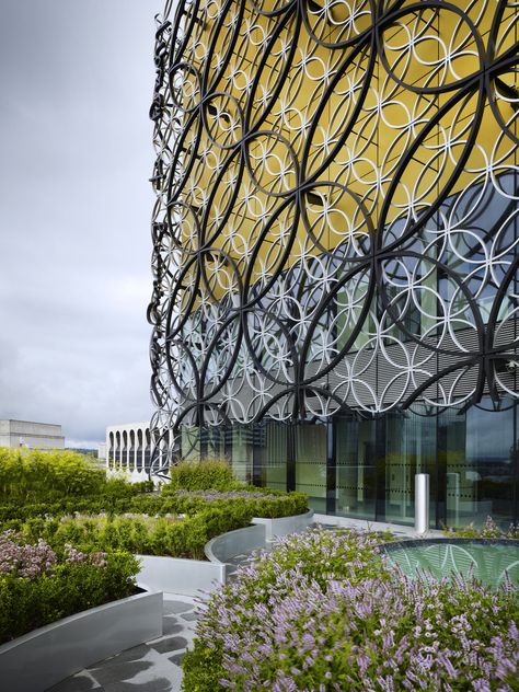 Library of Birmingham - Explore, Collect and Source architecture Ronchamp Le Corbusier, Secondary Skin, Birmingham Library, Architecture Cool, Library Architecture, Building Facade, World Photo, Facade Architecture, Facade Design