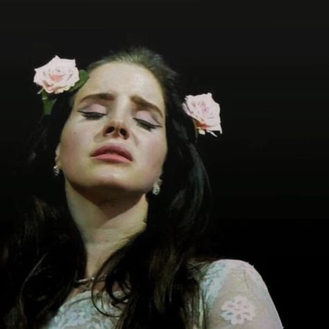 lana del rey aesthetic icons Style Quotes Woman, Love Lana Del Rey, Lana Del Rey Love, Lana Del Rey Vinyl, Lana Rey, Elizabeth Grant, Pretty When You Cry, Brooklyn Baby, Lana Del Ray