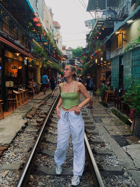 Train Street Hanoi
Train tracks
Vietnam Asian Travel Outfit, Hanoi Vietnam Outfit, Vietnam Photo Poses, Sapa Vietnam Outfit Idea, Vietnam Train Street, Taiwan Aesthetic Outfit, Vietnam Fashion Street, Travel Outfit Vietnam, Vietnam Trip Outfit