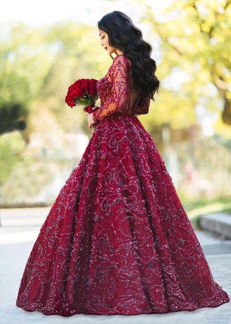 Turkish Wedding Dress, Red Satin Prom Dress, Cool Henna, Choose Wedding Dress, Wedding Dresses Hijab, Short Strapless Prom Dresses, Wedding Dresses Muslim, Tiered Prom Dress, Turkish Wedding