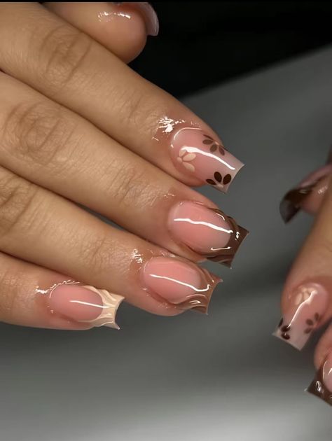 Short Square Fall Nails Acrylic, Fall Nail Inspo 2024 Square, Fall Nail Sets Acrylic Short, Square French Tip Acrylic Nails Design Short, Short Fall Sets Nails, Cute Short Nail Sets Fall, Square Nails Ideas Fall, Fall Nail Ideas Square, Square Classy Nails