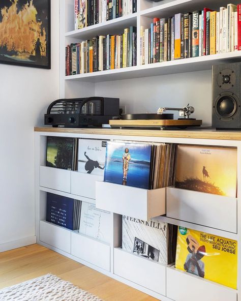 Bo Lee Architects on Instagram: “Happy Friday!  We are putting some good tunes on and getting ready for the weekend 🎶 First Photo: Built-in vinyl record storage w/ pull out…” Vinyl Record Storage Ikea, Ikea Vinyl Storage, Record Organization, Diy Storage Headboard, Record Furniture, Lp Regal, Snug Ideas, Vinyl Record Furniture, Record Album Storage