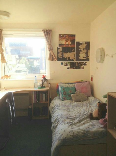 University Room Ideas Uk, University Room Decoration, Cool Dorm, Uni Bedroom, University Rooms, University Of Nottingham, Nottingham Uk, Cool Dorm Rooms, Cute Diy Room Decor