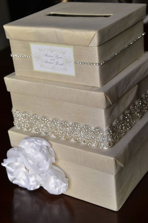 DIY Wedding Card Box - I would do ivory and coral, but think its a very elegant and EASY to make and transport. Different than the mailbox we always do. Wedding Card Box Diy, Card Box Diy, Diy Wedding Card, Do It Yourself Wedding, Diy Card Box, Wedding Card Box, Ramadan Decoration, Gift Card Boxes, Wedding Money