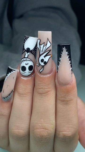 Black Halloween Nails, Horror Nails, Glitter Halloween, Nail Art Halloween, Holloween Nails, Halloween Acrylic Nails, Cute Halloween Nails, Disney Nails, Acrylic Nails Coffin Short