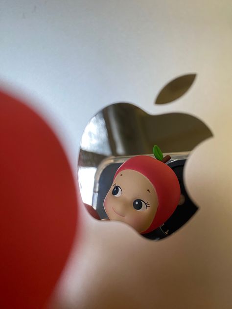 Apple Apple, Angel Aesthetic, Mini Figurine, Take My Money, Angel Doll, Sonny Angel, Instagram Photo Inspiration, Apple Wallpaper, Baby Angel