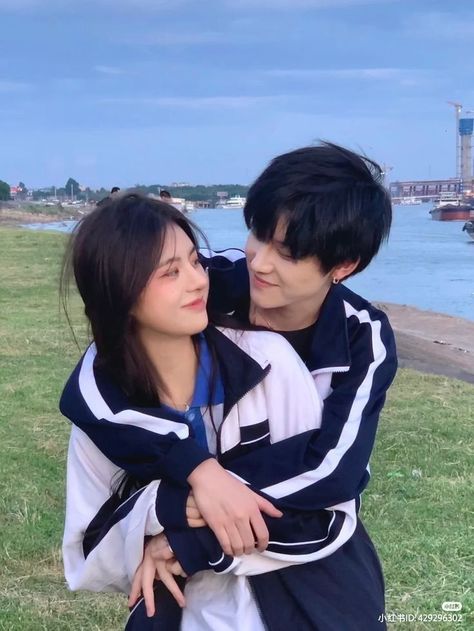 Korean Couple Photoshoot, Korean Photo, Couple Poses Reference, Couple Selfies, Kpop Couples, Ulzzang Couple, Korean Couple, Cute Couple Selfies