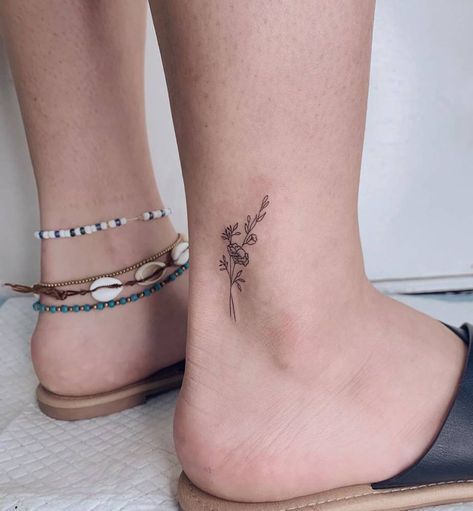 Flower Tattoo Ankle, Flower Ankle Tattoo, Back Of Ankle Tattoo, Anklet Tattoos For Women, Poppy Tattoos, Cute Ankle Tattoos, Tiny Flower Tattoos, Poppy Flower Tattoo, Carnation Tattoo