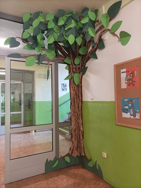 Cultural Exhibition, Wonderland Classroom, Tree On The Wall, Jungle Vbs, Flower Garland Diy, Outdoor Shower Diy, Sunday School Rooms, Tree Theme, Tree Study