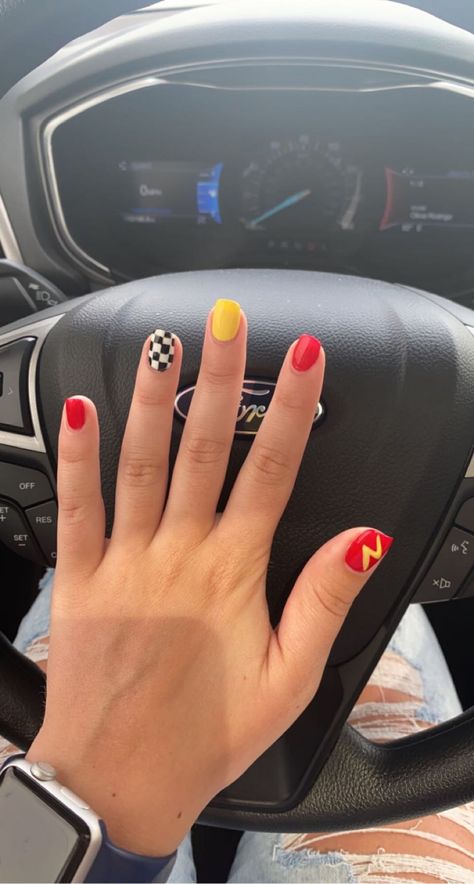 Disney Cars Nails Acrylic, Lightning Mcqueen Nail Art, Cars Acrylic Nails, Red Lightning Bolt Nails, Disney Car Nails, Disney Cars Theme Nails, Race Inspired Nails, Disney Cars Nail Art, Lightning Mcqueen Nails Art Ideas