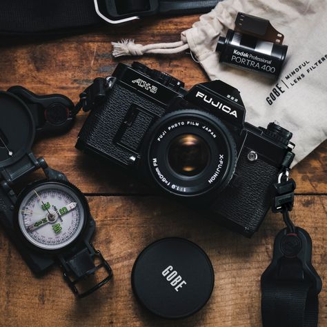 Flat Lay Photography | Best Camera & Tripod for it? Photography Flat Lay, Flat Lay Inspiration, Vintage Phone Case, Photography Assignments, Flat Lay Photos, Photography Lenses, Indoor Photography, Camera Tripod, Flatlay Styling