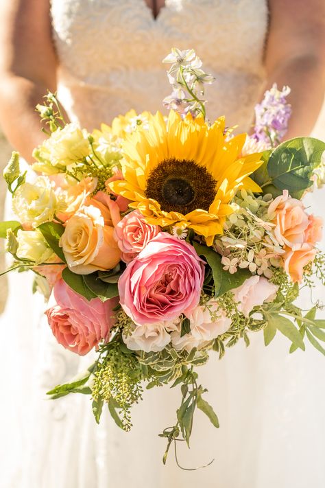 Sunflower And Peach Rose Bouquet, Peonies And Sunflowers Bouquet, Pink Sunflower Bouquet, Sunflower And Pink Bouquet, Pink Sunflower Wedding, Sunflower Pink Bouquet, Sunflower And Peony Bouquet, Sunflower And Roses Bouquet, Pink And Yellow Wedding Theme